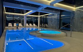 Villa Posh All Suites Hotel & Spa
